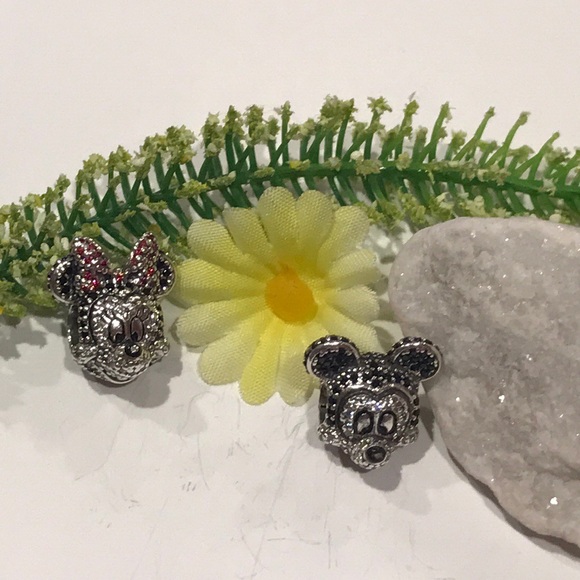 Mickey & Minnie Pandora Charms - Picture 4 of 4